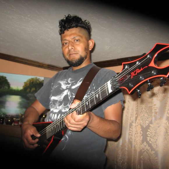 Meet your Posher, Reyes - Picture 1 of 1